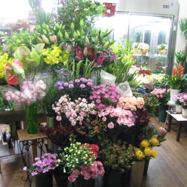 「かとう花店」　（広島県安芸郡海田町）の花屋店舗写真1